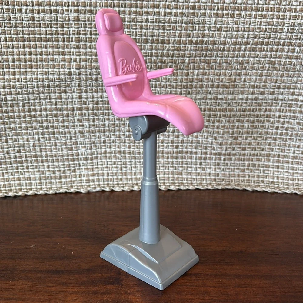 Barbie Dentist Chair & Accessory
